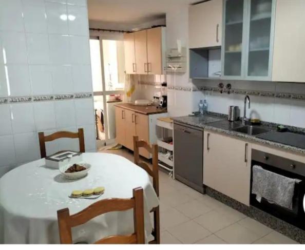 Torremolinos Alquilo Habitacion Con Bano Compartido Y Cocina Compartida Extérieur photo